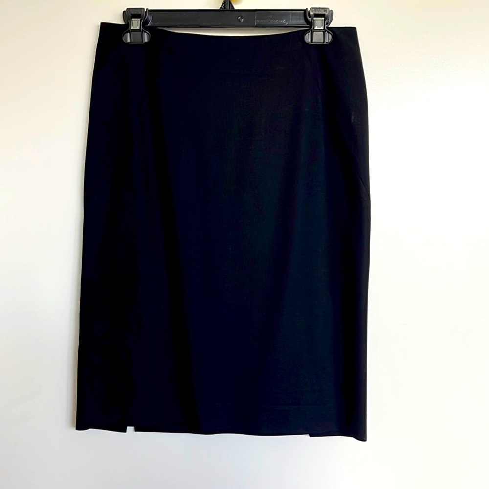 Black pencil skirt